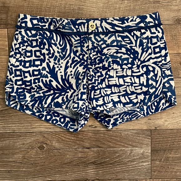 Lilly Pulitzer Shorts - Picture 1 of 6